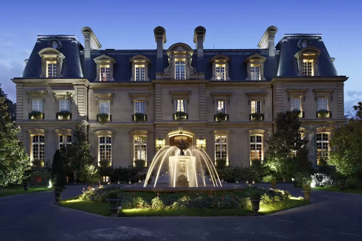 Saint James Paris - Exterior