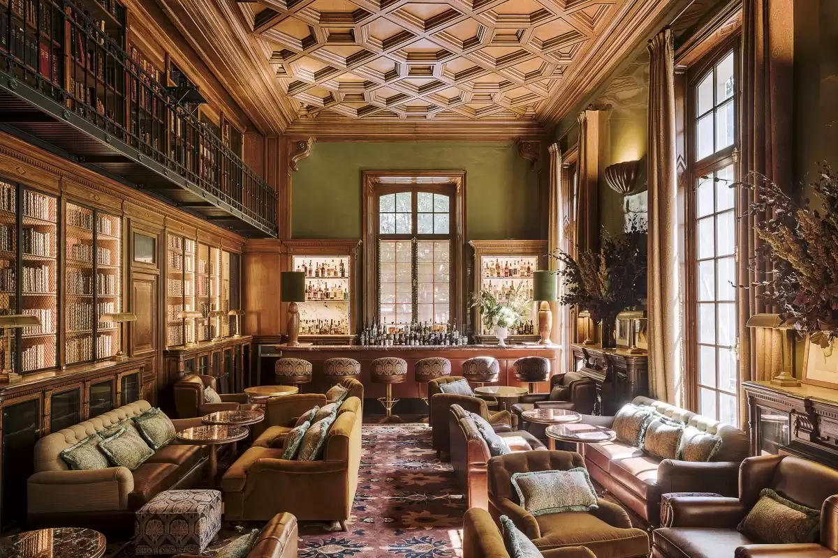 Saint James Paris - Library Bar
