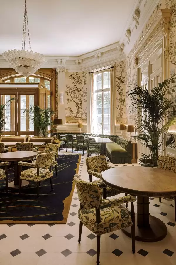 Saint James Paris - Library Bar